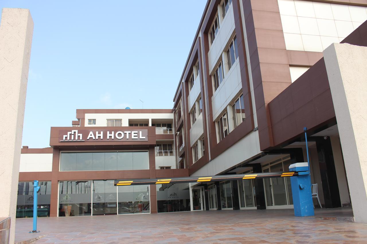 Ah Hotel And Conferences Madina Exterior foto